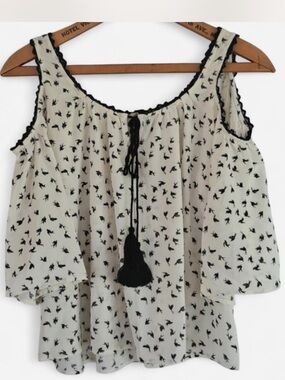 Paper Crane Cream Cold-Shoulder Tank with Black Bird Print